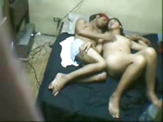 भारतीय युनिभर्सिटी केटीले आफ्नो प्रेमीसँग आफ्नो कोठामा चुदाउने फोटो hindi sexy hindi
