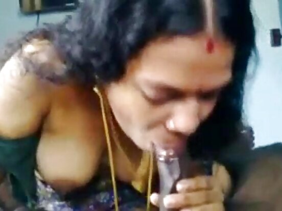 मिस्टर - MILF भारत आफ्नो साथीको अविश्वासी छोरा संग