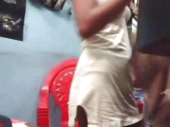 देसी मद्रासी सेक्सी फोटो किशोर केटी को एक बूढा मान्छे द्वारा चुदाई