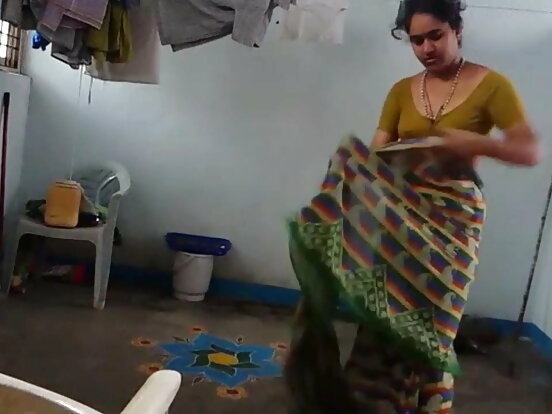 भारत हिन्दी निलो फिल्म आन्टी सुनिता 4 आन्टी संग