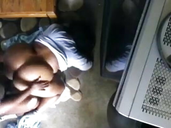 लुकेको क्यामेरा सेक्सी ठूला र बाक्लो काली केटीहरू सेक्स गर्दै मेरो स्काइप ID: Boy4sex4f