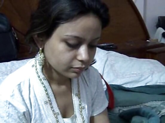 सेक्सी पाकी सायरा खान घरेलु सेक्स संग उनको सेक्सी हिन्दी हिन्दी सेक्सी सेक्स