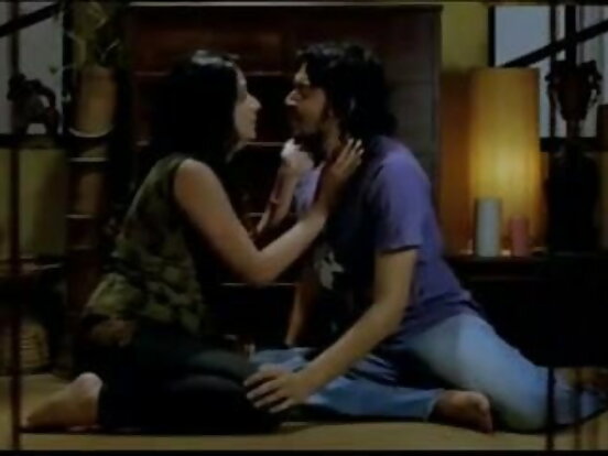 दुई केटाले एउटी केटीसँग रमाइलो गरे desi xxxx sexy film