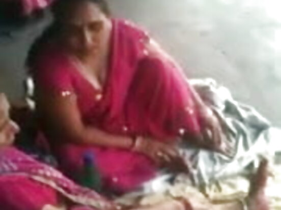 MILF India Busty at a Train Station 2 (o) (o) भोजपुरी MILF
